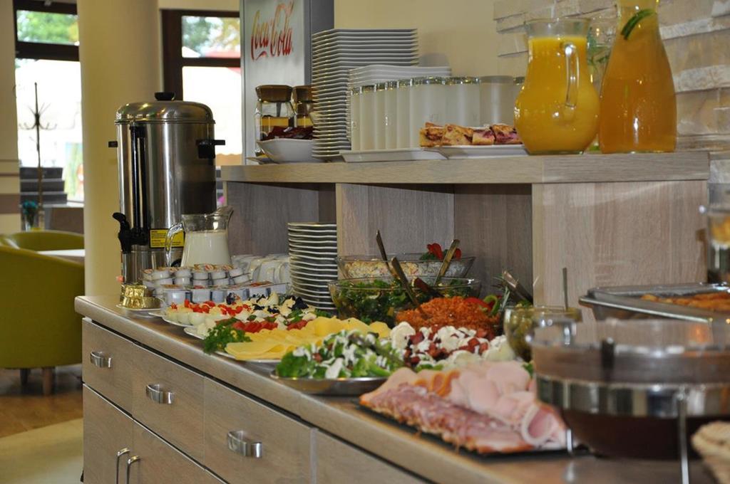 Azyl Bed and Breakfast Ustronie Morskie Εξωτερικό φωτογραφία